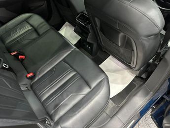 Audi e-tron 50 Sport Auto quattro 5dr 71.2kWh (11kW Charger)