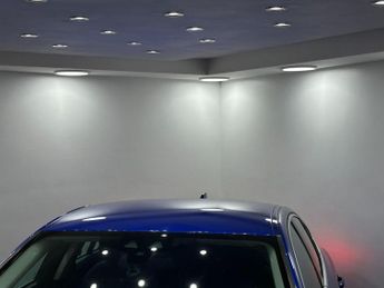 Jaguar XE 2.0d Portfolio Auto AWD Euro 6 (s/s) 4dr