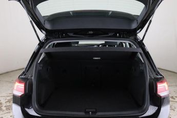 Volkswagen Golf 2.0 TDI Life Euro 6 (s/s) 5dr