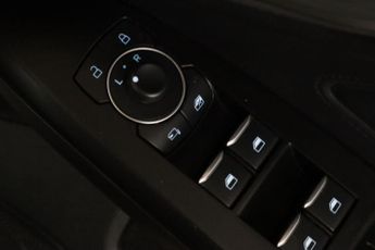 Ford Focus 1.0T EcoBoost Titanium Euro 6 (s/s) 5dr