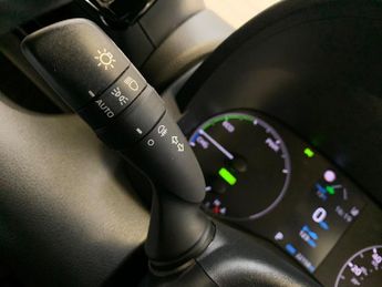 Toyota Yaris 1.5 VVT-h Icon E-CVT Euro 6 (s/s) 5dr
