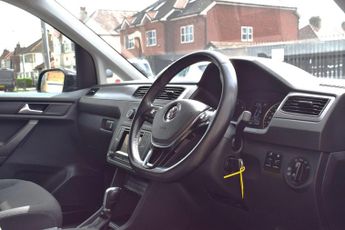 Volkswagen Caddy Maxi Life 2.0 TDI BlueMotion Tech DSG Euro 6 (s/s) 5dr