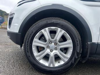 Land Rover Range Rover Evoque 2.0 TD4 SE Tech Auto 4WD Euro 6 (s/s) 5dr