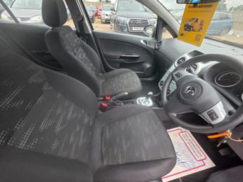 Vauxhall Corsa 1.2 16V Exclusiv Easytronic Euro 5 5dr (A/C)