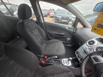 Vauxhall Corsa 1.2 16V Exclusiv Easytronic Euro 5 5dr (A/C)