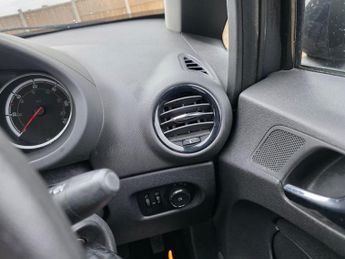 Vauxhall Corsa 1.2 16V Exclusiv Easytronic Euro 5 5dr (A/C)