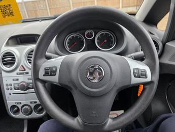 Vauxhall Corsa 1.2 16V Exclusiv Easytronic Euro 5 5dr (A/C)