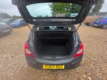 Vauxhall Corsa 1.2 16V Exclusiv Easytronic Euro 5 5dr (A/C)
