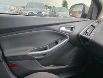 Ford Focus 1.6 Titanium Powershift Euro 5 5dr