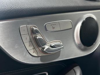Mercedes-Benz C Class 2.0 C200 AMG Line (Premium) 7G-Tronic+ Euro 6 (s/s) 2dr