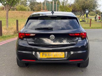 Vauxhall Astra 1.4i Turbo Elite Nav Auto Euro 6 (s/s) 5dr