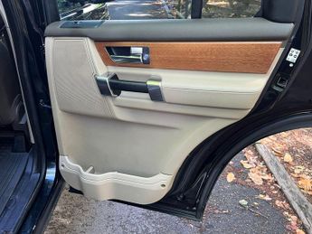 Land Rover Discovery 4 3.0 SD V6 HSE Auto 4WD Euro 5 (s/s) 5dr