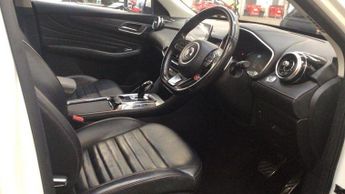 MG MG HS 1.5 T-GDI Trophy SUV 5dr Petrol DCT Euro 6 (s/s) (162 ps)