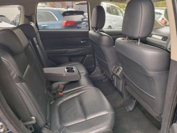 Mitsubishi Outlander 2.0 MIVEC Exceed SUV 5dr Petrol CVT 4WD Euro 6 (s/s) (150 ps)