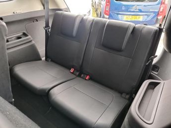 Mitsubishi Outlander 2.0 MIVEC Exceed SUV 5dr Petrol CVT 4WD Euro 6 (s/s) (150 ps)