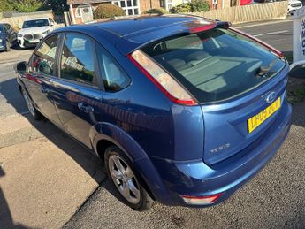 Ford Focus 1.6 Zetec 5dr