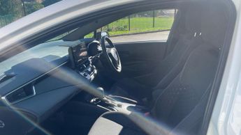 Toyota Corolla 1.8 VVT-h CVT Euro 6 (s/s) 5dr