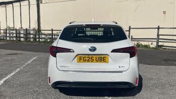 Toyota Corolla 1.8 VVT-h CVT Euro 6 (s/s) 5dr