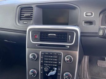 Volvo S60 2.4 D5 SE Lux Geartronic Euro 5 4dr