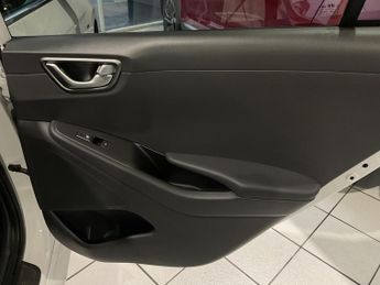 Hyundai Ioniq PREMIUM SE EV