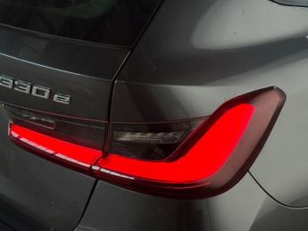 BMW 3 Series 2.0 330e 12kWh SE Pro Touring Auto Euro 6 (s/s) 5dr