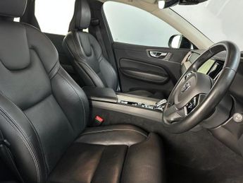 Volvo XC60 2.0h T6 Recharge 11.6kWh Inscription Auto AWD Euro 6 (s/s) 5dr