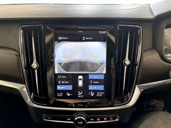Volvo V90 Cross Country 2.0 D5 Plus Auto AWD Euro 6 (s/s) 5dr