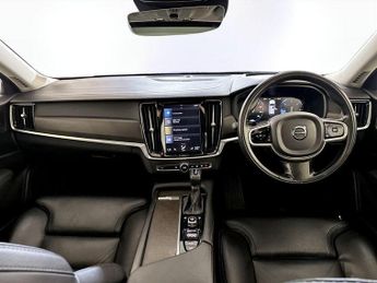 Volvo V90 Cross Country 2.0 D5 Plus Auto AWD Euro 6 (s/s) 5dr