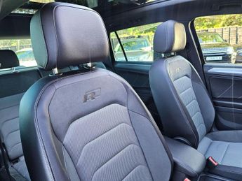 Volkswagen Tiguan 1.5 TSI EVO R-Line Tech DSG Euro 6 (s/s) 5dr