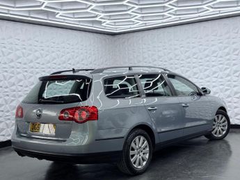 Volkswagen Passat 2.0 TDI S DSG Euro 5 5dr