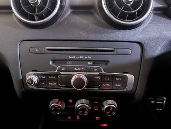 Audi A1 1.4 TFSI CoD Black Edition S Tronic Euro 6 (s/s) 3dr