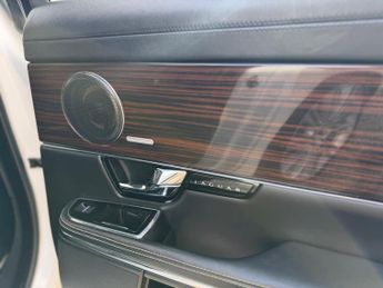 Jaguar XJ 3.0d V6 Portfolio Auto Euro 5 4dr