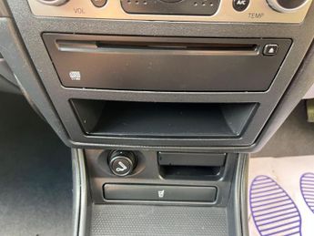 Nissan Almera 1.5 SE 5dr