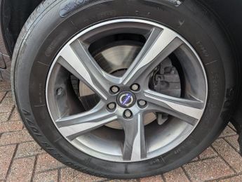 Volvo XC60 2.0 D4 R-Design SUV 5dr Diesel Geartronic Euro 6 (s/s) (181 ps)