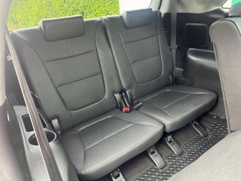 Kia Sorento 2.2 CRDi KX-3 Auto AWD Euro 5 5dr