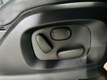 Land Rover Range Rover Evoque 2.2 SD4 Dynamic Auto 4WD Euro 5 (s/s) 5dr