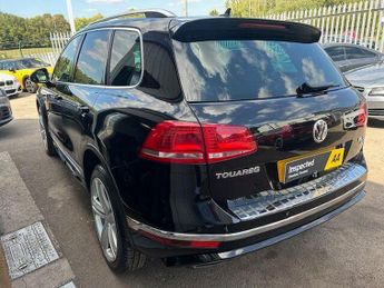 Volkswagen Touareg 3.0 TDI V6 BlueMotion Tech R-Line Plus Tiptronic 4WD Euro 6 (s/s