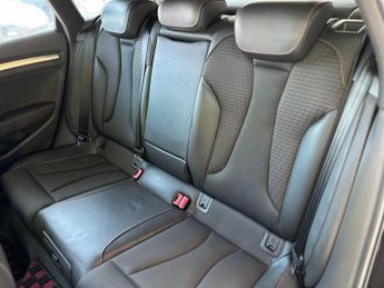 Audi S3 2.0 TFSI Sportback S Tronic quattro Euro 6 (s/s) 5dr