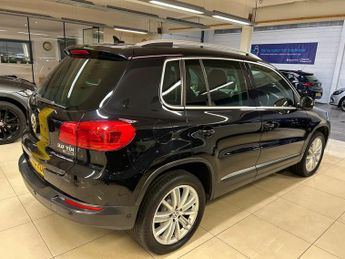 Volkswagen Tiguan 2.0 TDI BlueMotion Tech Match Edition DSG 4WD Euro 6 (s/s) 5dr
