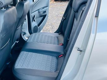 Vauxhall Corsa 1.4 16V SE Auto Euro 5 5dr