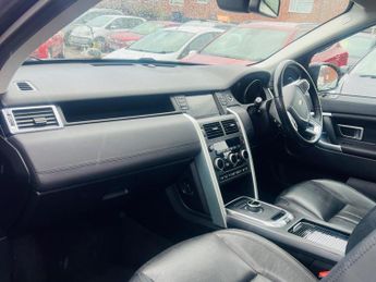 Land Rover Discovery Sport 2.0 TD4 HSE Black Auto 4WD Euro 6 (s/s) 5dr