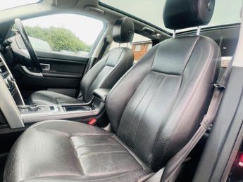 Land Rover Discovery Sport 2.0 TD4 HSE Black Auto 4WD Euro 6 (s/s) 5dr