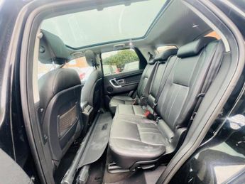 Land Rover Discovery Sport 2.0 TD4 HSE Black Auto 4WD Euro 6 (s/s) 5dr