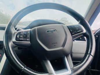 Land Rover Discovery Sport 2.0 TD4 HSE Black Auto 4WD Euro 6 (s/s) 5dr