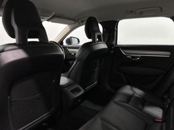 Volvo V90 2.0 D4 Momentum Pro Auto Euro 6 (s/s) 5dr