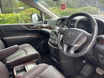 Nissan Elgrand 3.5 V6 HIGHWAY STAR  PREMIUM 7 SEAT AUTO