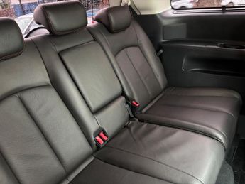 Nissan Elgrand 3.5 V6 HIGHWAY STAR  PREMIUM 7 SEAT AUTO