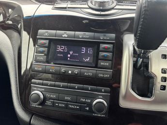 Nissan Elgrand 3.5 V6 HIGHWAY STAR  PREMIUM 7 SEAT AUTO