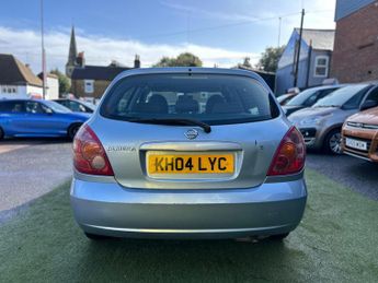 Nissan Almera 1.8 S 5dr
