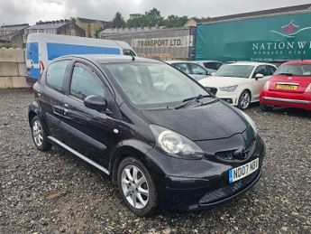 Toyota AYGO 1.0 VVT-i Black Euro 4 5dr